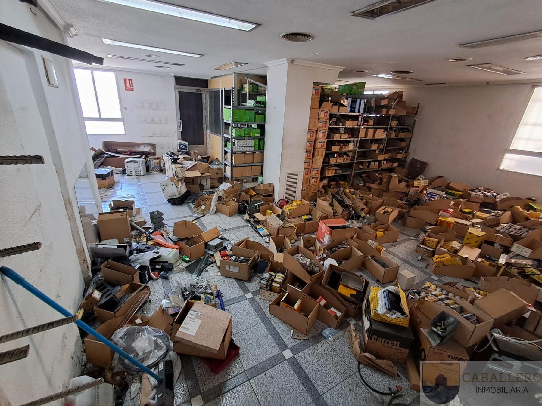 Venta de local en Murcia