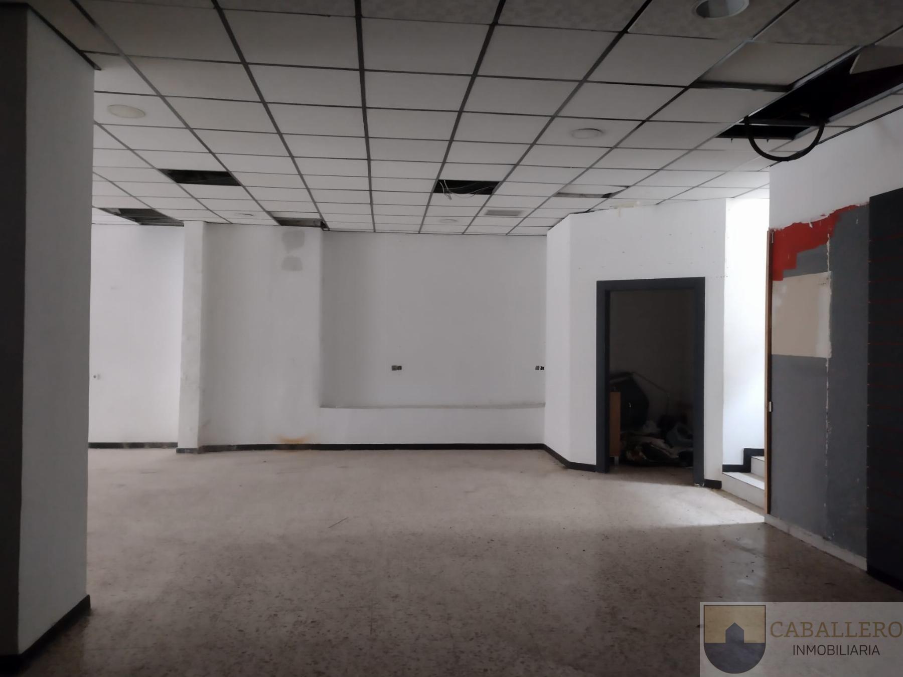 Venta de local en Murcia