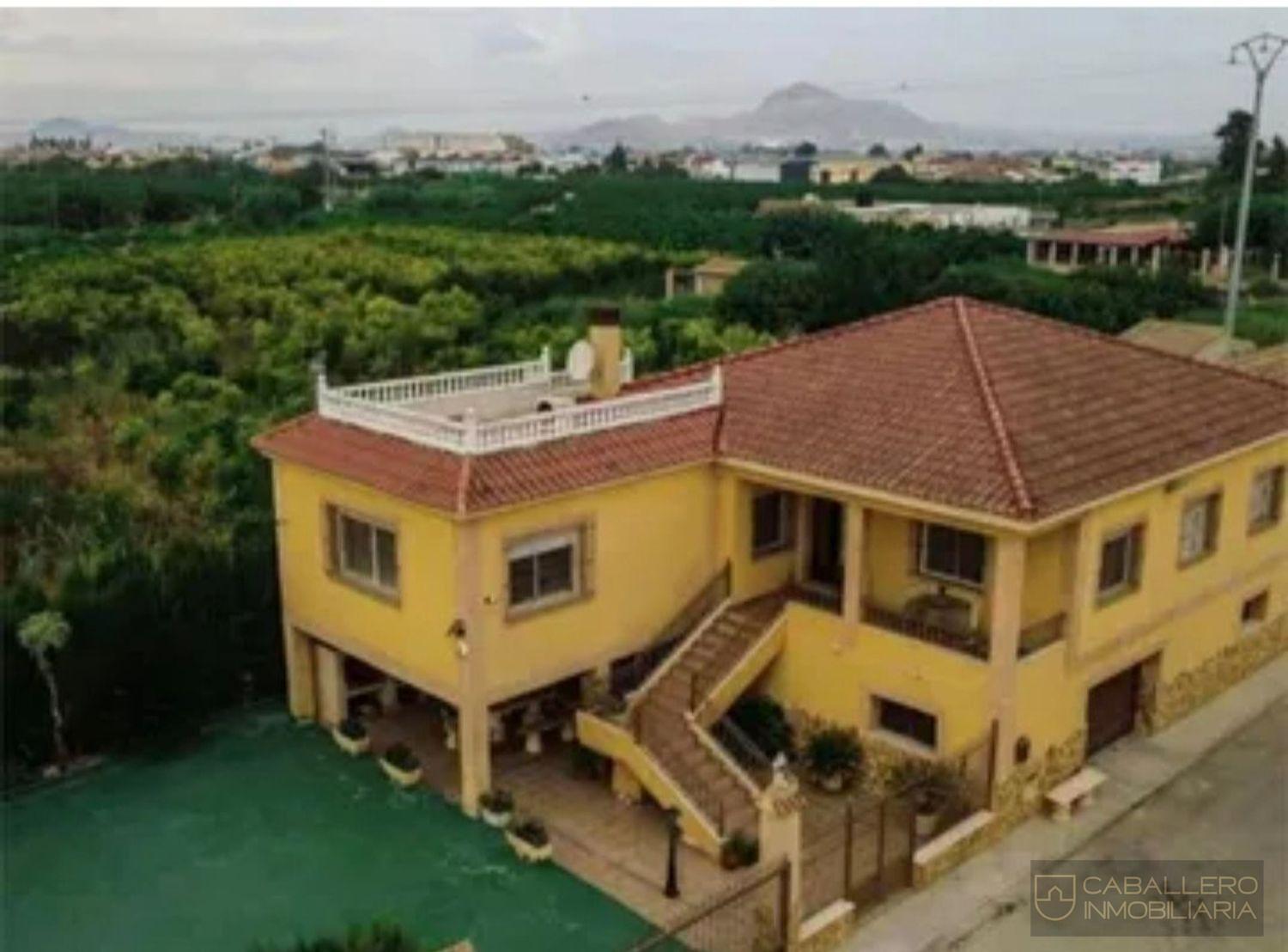 Venta de chalet en Murcia