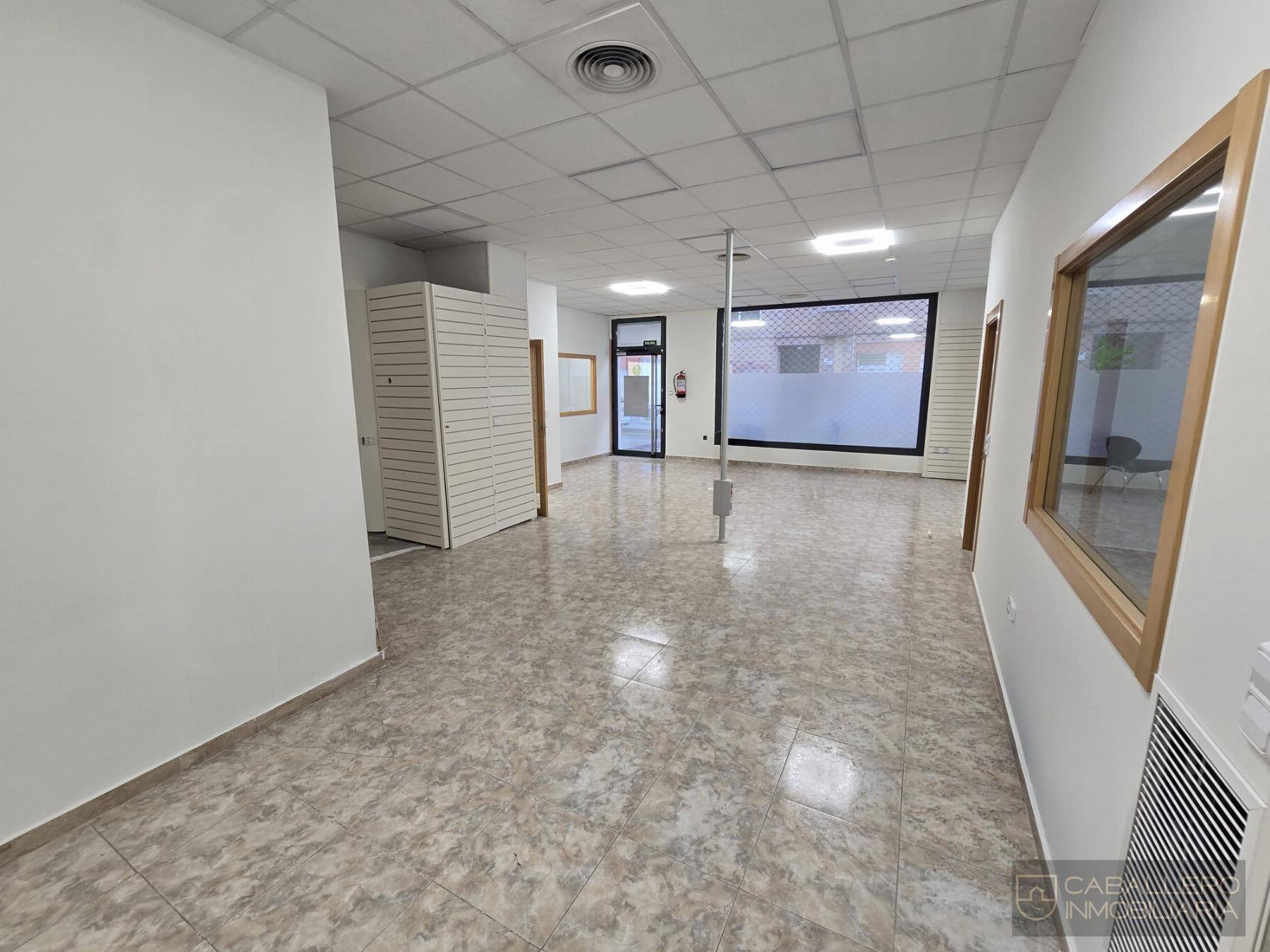 Venta de local en Murcia
