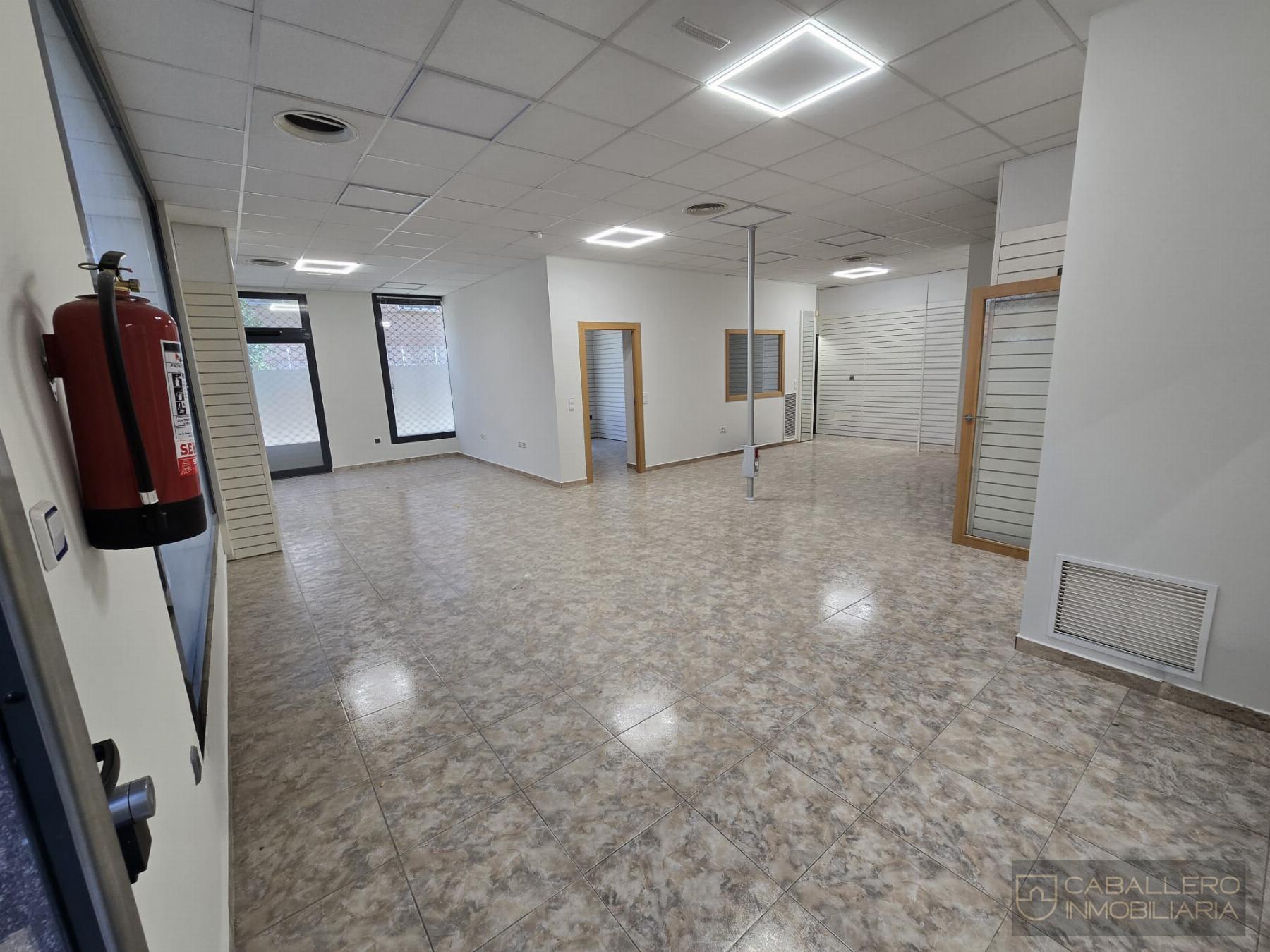 Venta de local en Murcia