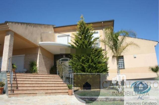 For sale of chalet in Murcia