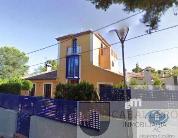 For sale of chalet in Murcia