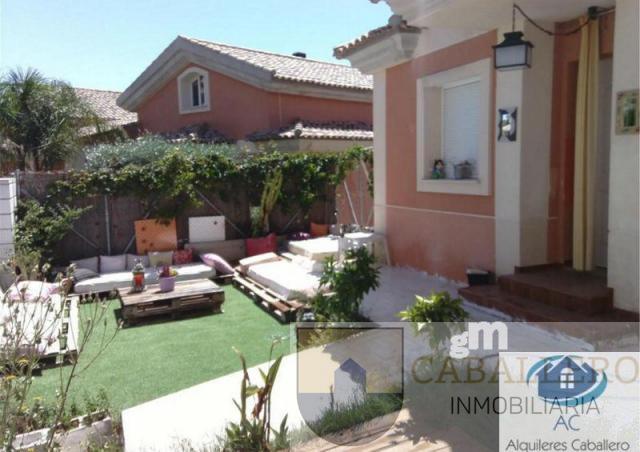 For sale of chalet in Murcia