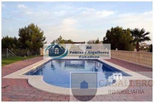 For sale of chalet in Murcia