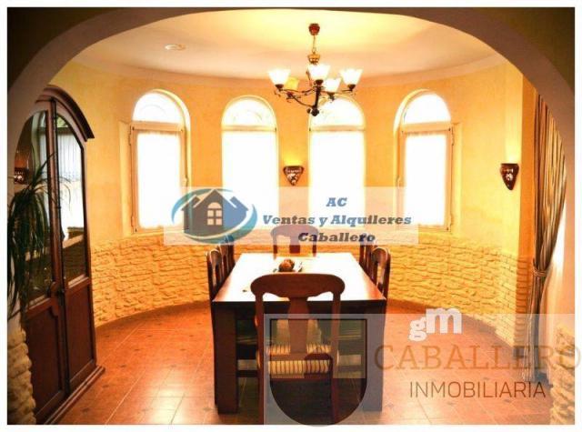 For sale of chalet in Murcia