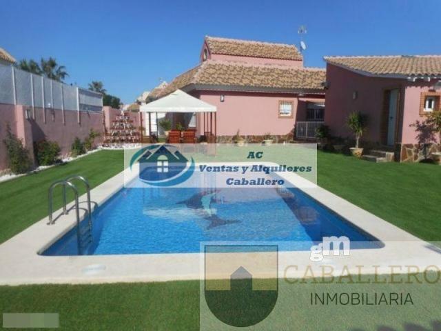 For sale of chalet in Murcia