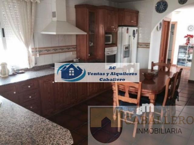 For sale of chalet in Murcia