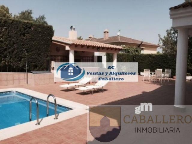 For sale of chalet in Murcia