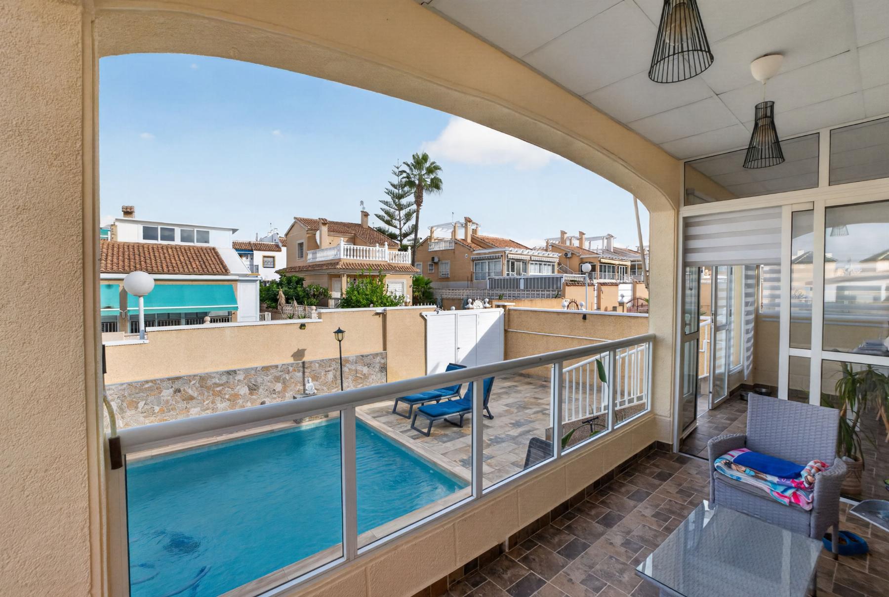 Venta de chalet en Orihuela Costa