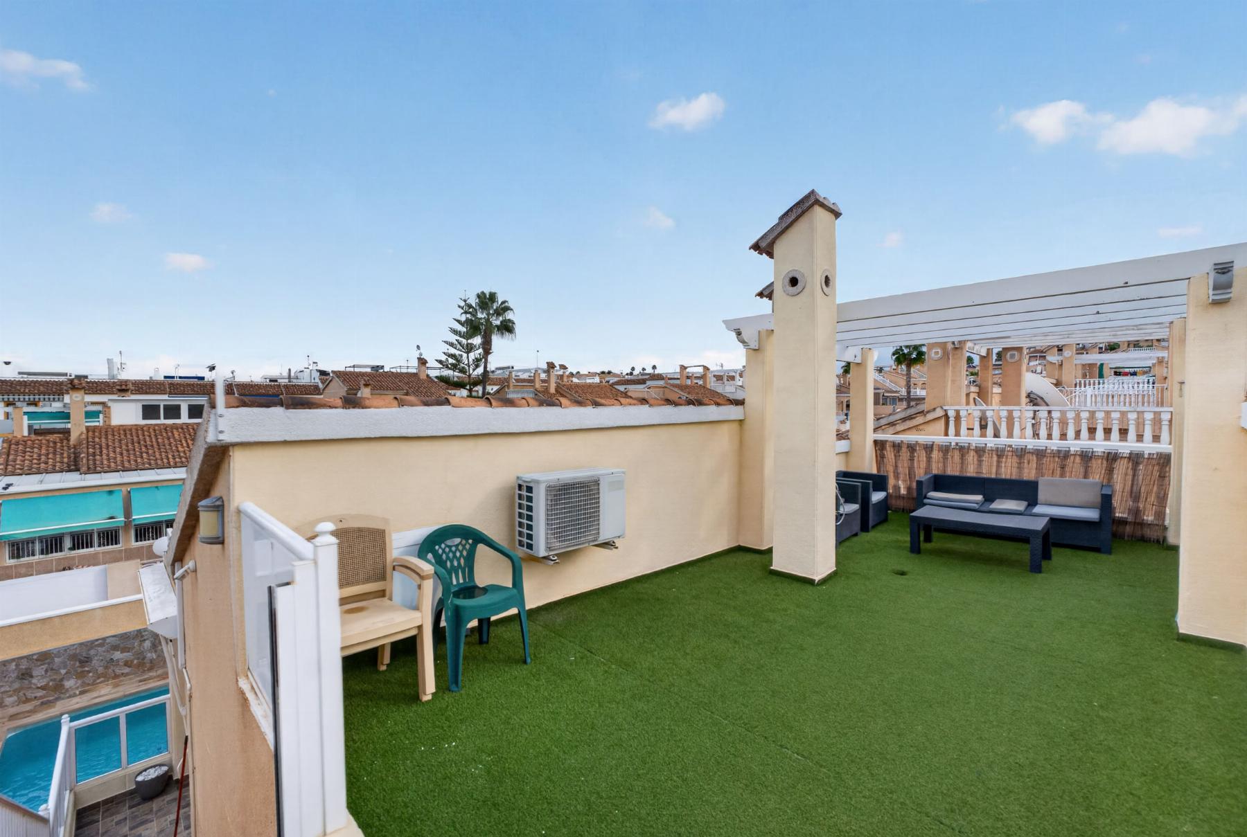 Venta de chalet en Orihuela Costa
