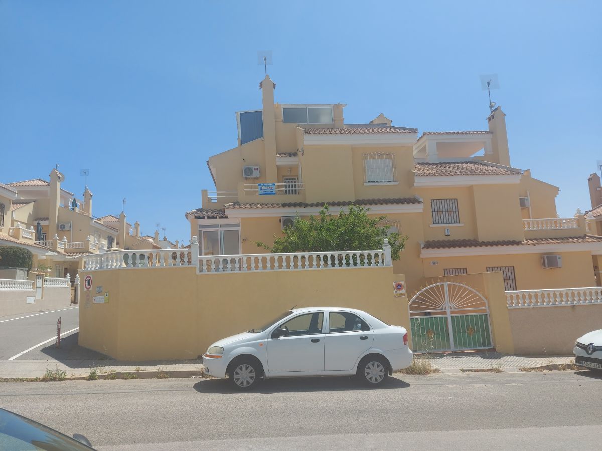 For sale of chalet in Orihuela Costa