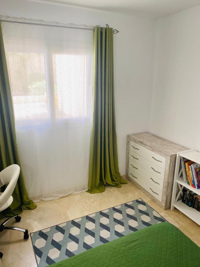 Til salg fra lejlighed i Orihuela Costa