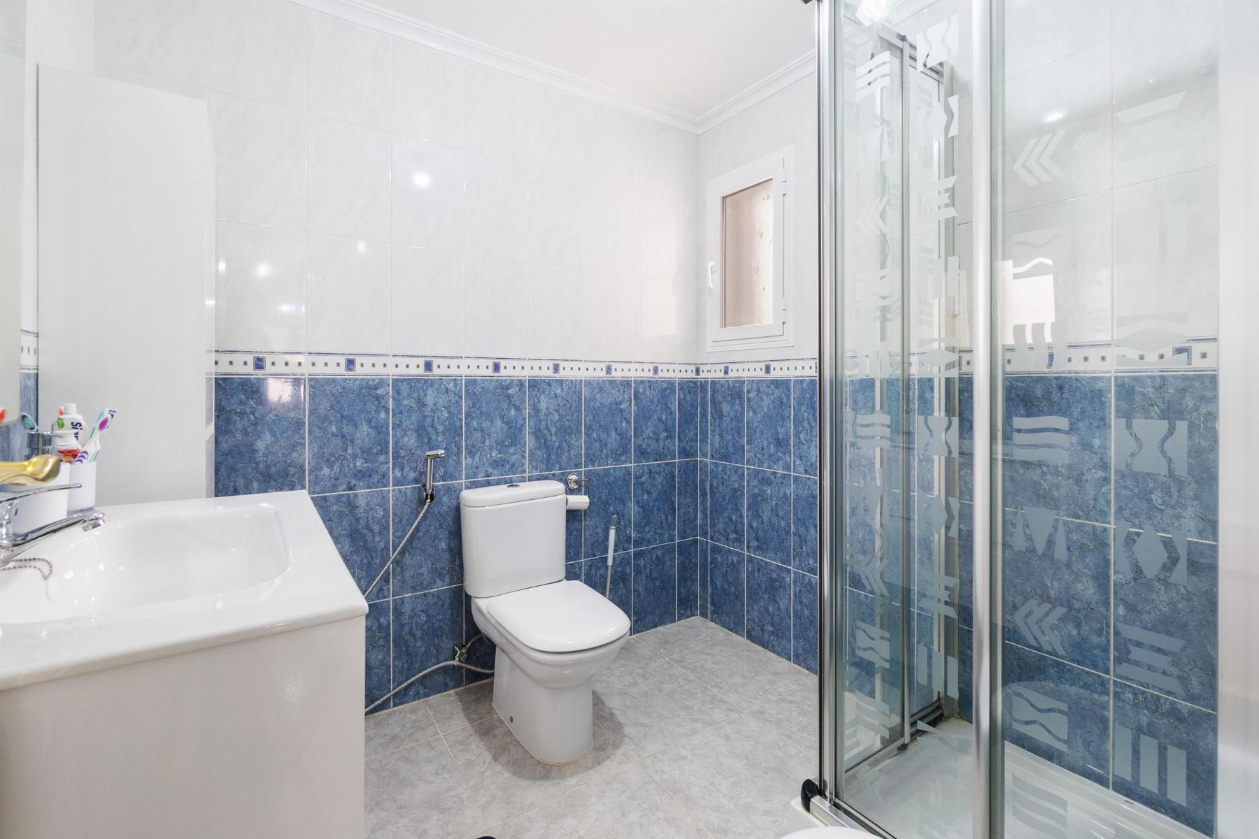 For sale of apartment in Los Montesinos