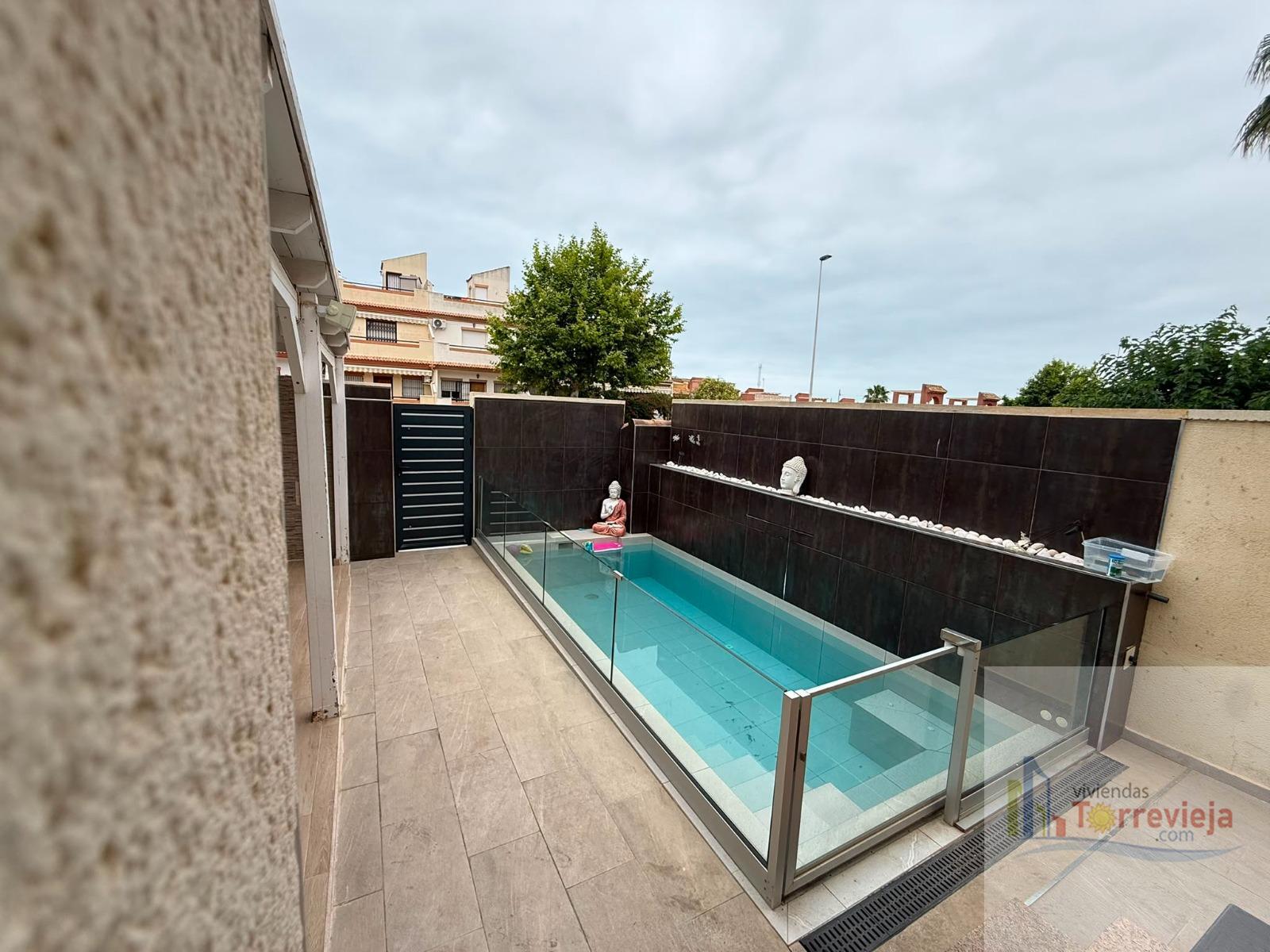 Venta de chalet en Torrevieja