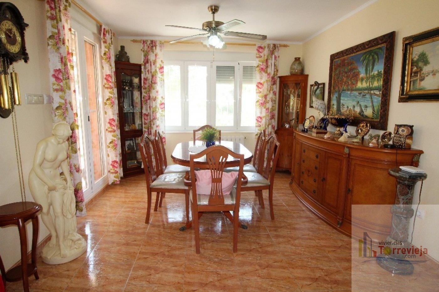 Venta de chalet en Torrevieja