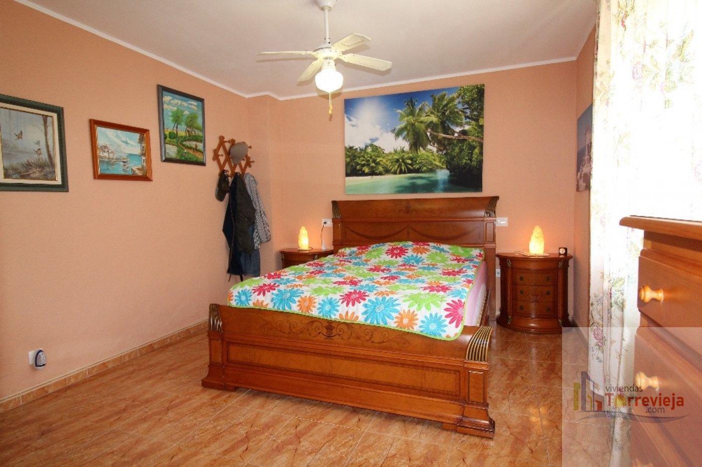Venta de chalet en Torrevieja