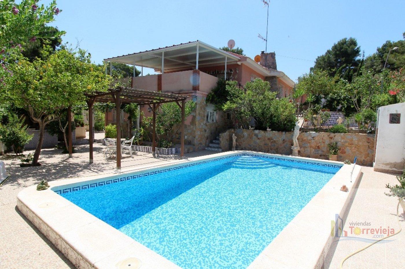 Venta de chalet en Torrevieja