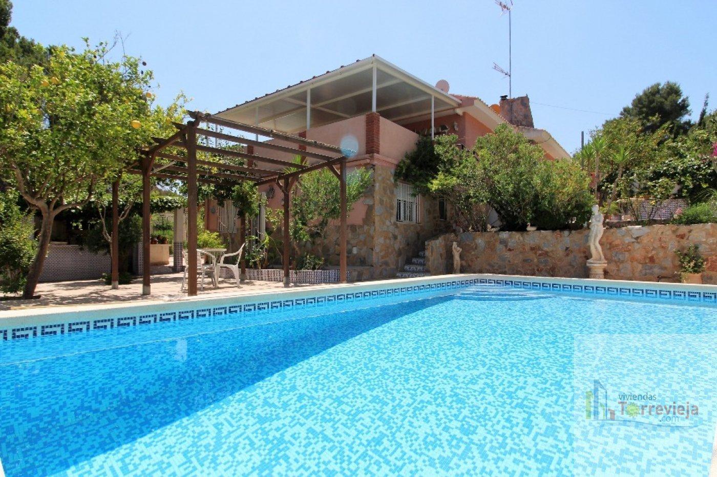 Venta de chalet en Torrevieja