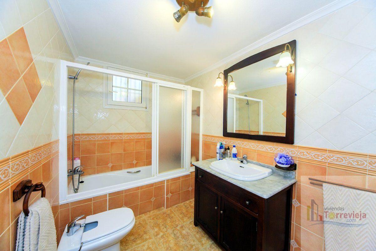 Venta de chalet en Torrevieja