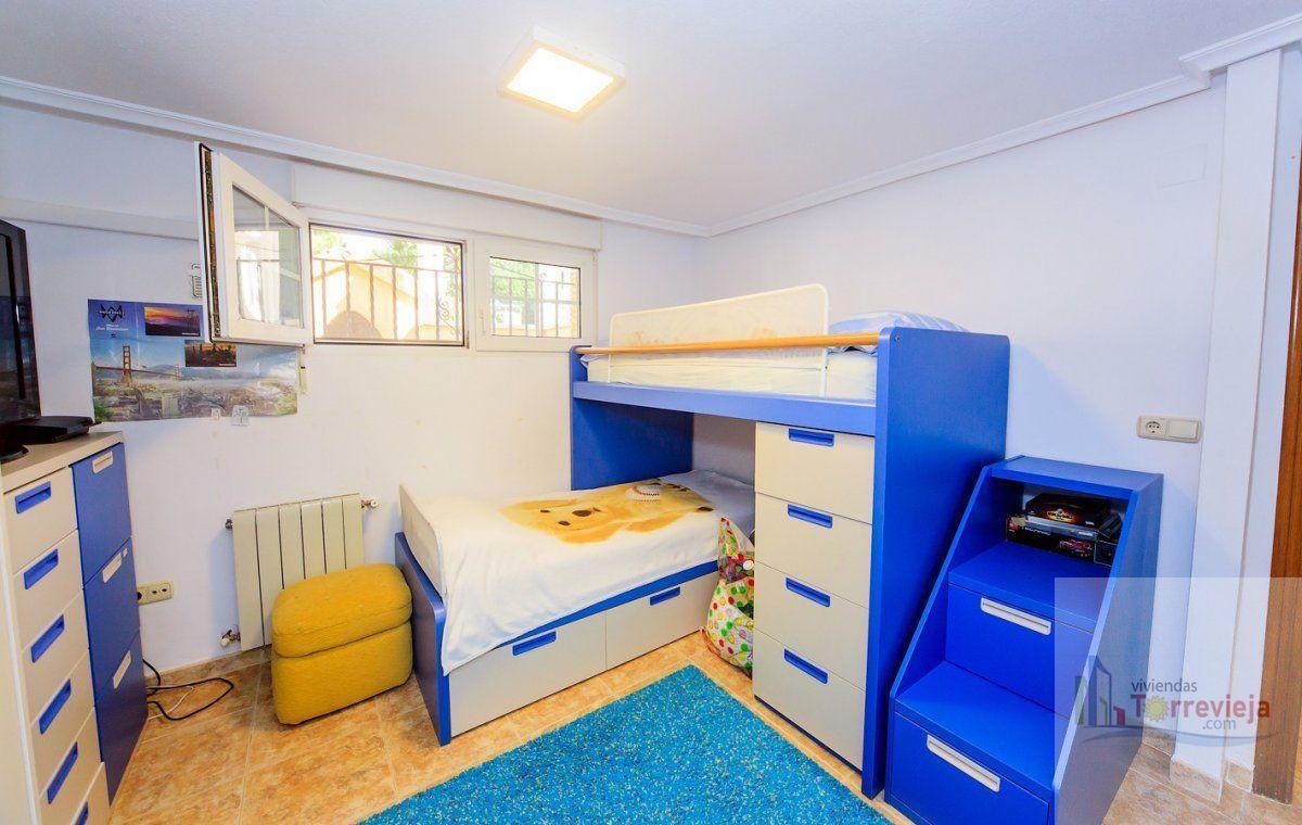 Venta de chalet en Torrevieja