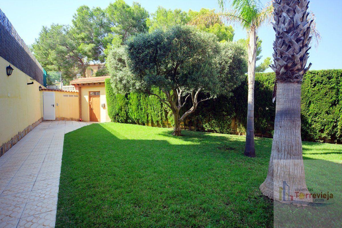 Venta de chalet en Torrevieja