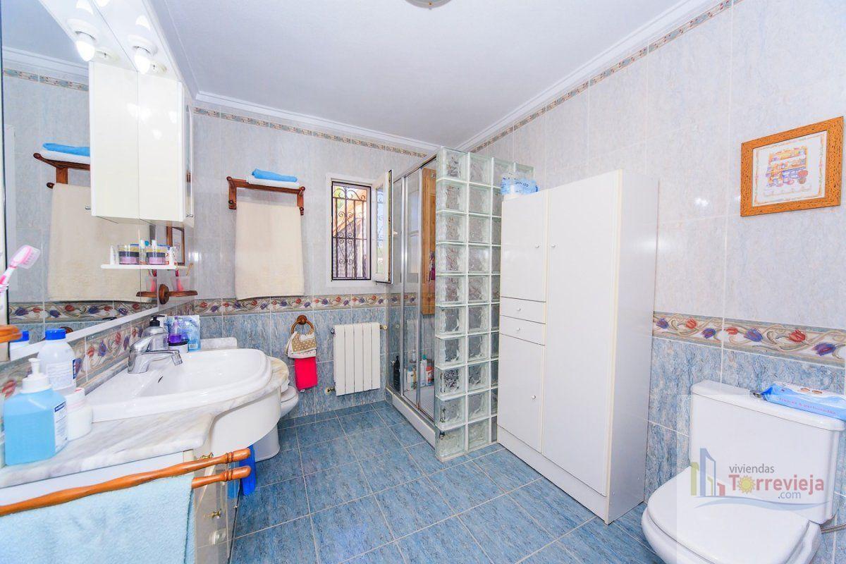 Venta de chalet en Torrevieja