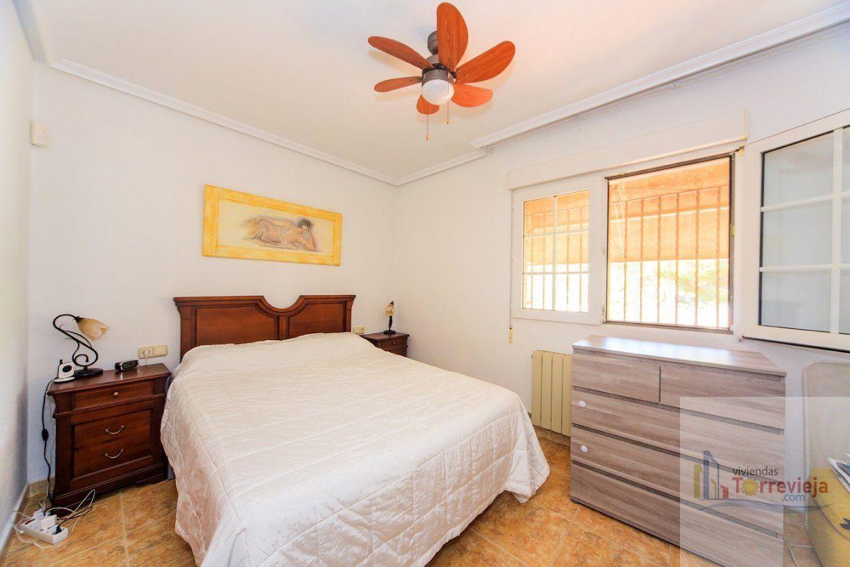 Venta de chalet en Torrevieja