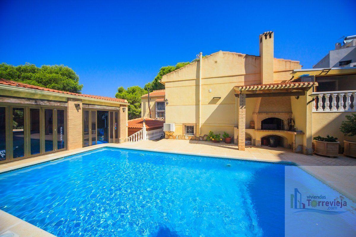 Venta de chalet en Torrevieja