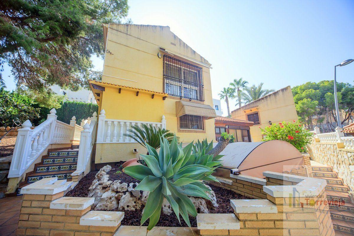 Venta de chalet en Torrevieja