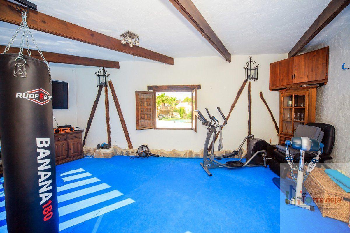 Venta de chalet en Torrevieja