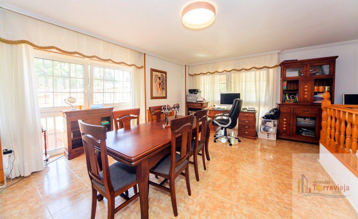 Venta de chalet en Torrevieja