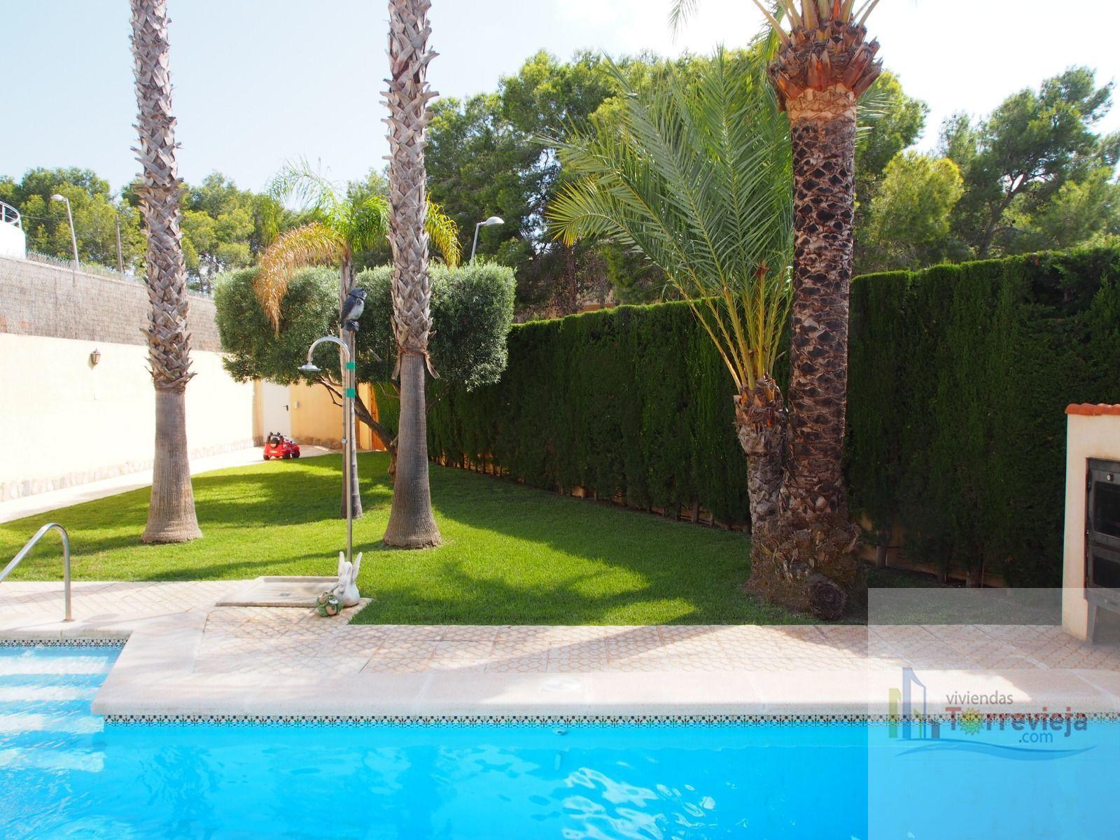 Venta de chalet en Torrevieja