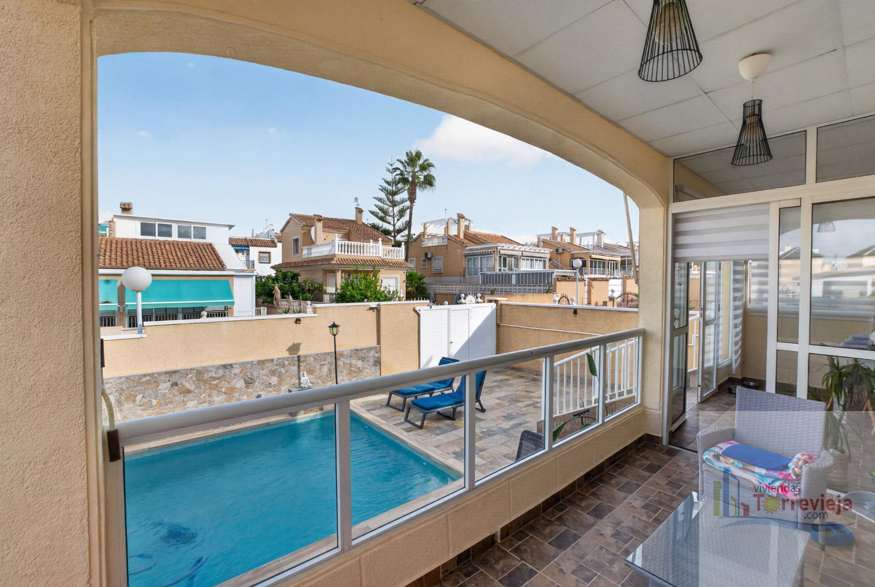 Venta de chalet en Orihuela Costa