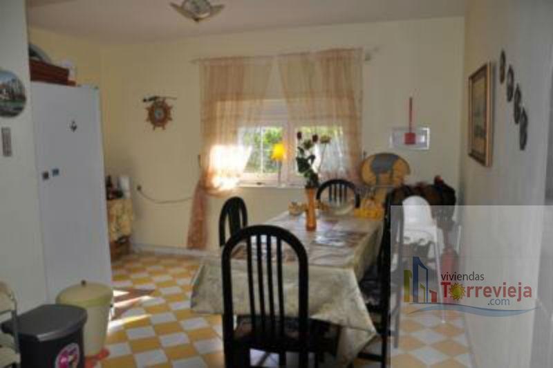 For sale of chalet in Torrevieja