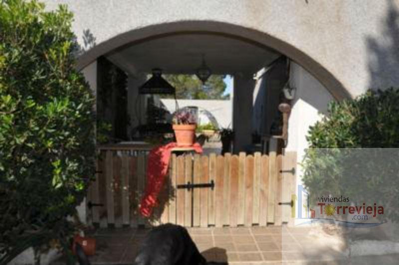 For sale of chalet in Torrevieja