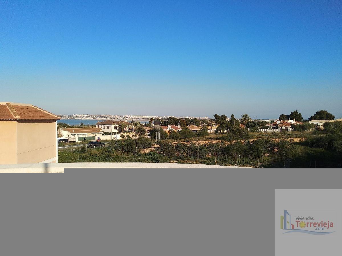 Venta de chalet en Torrevieja