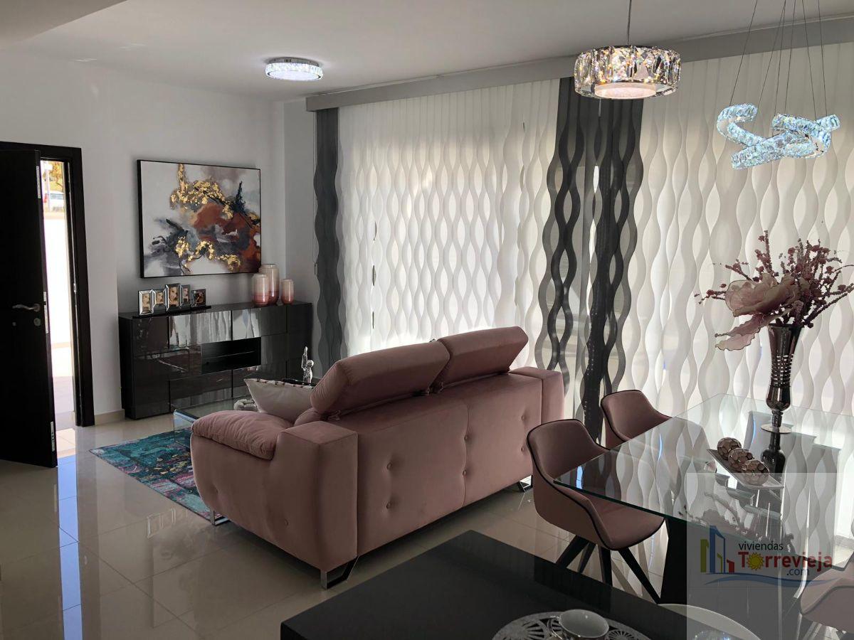 For sale of chalet in Orihuela Costa