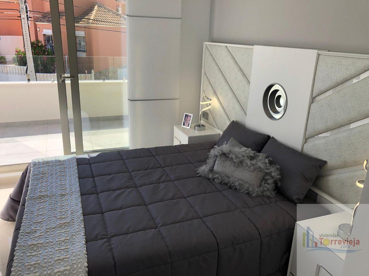 For sale of chalet in Orihuela Costa