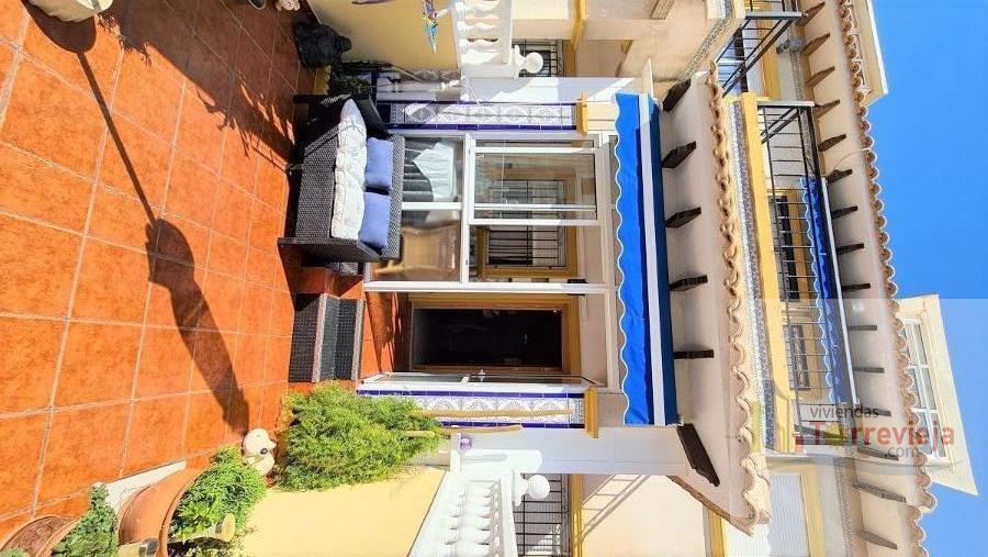 For sale of chalet in Torrevieja