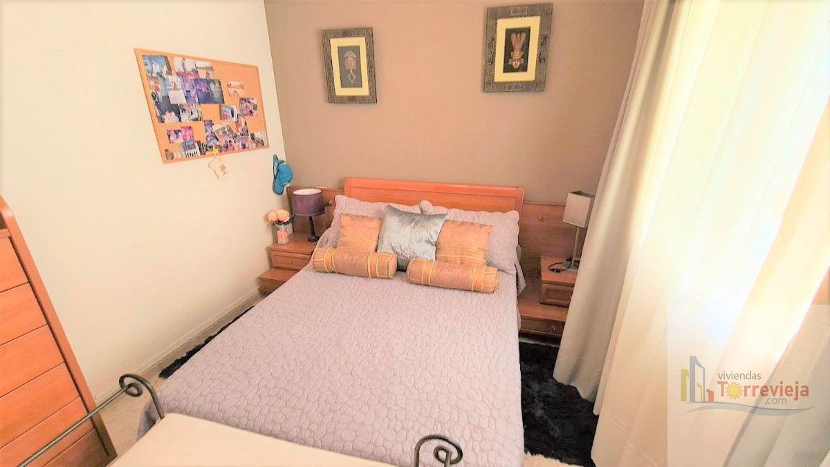 For sale of chalet in Torrevieja