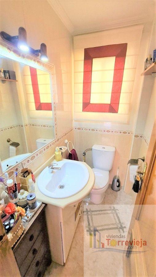 For sale of chalet in Torrevieja
