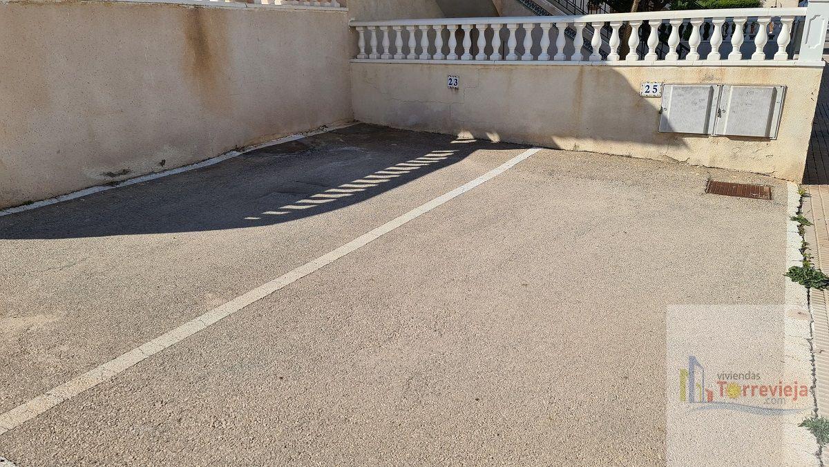 For sale of chalet in Torrevieja