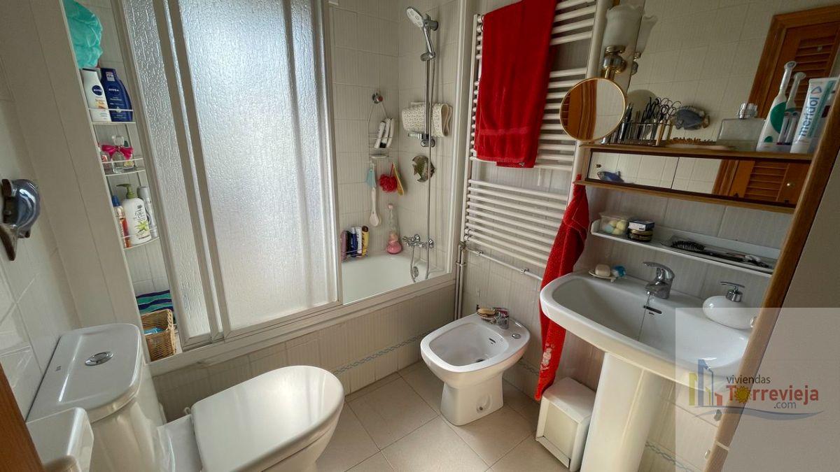 For sale of chalet in Torrevieja