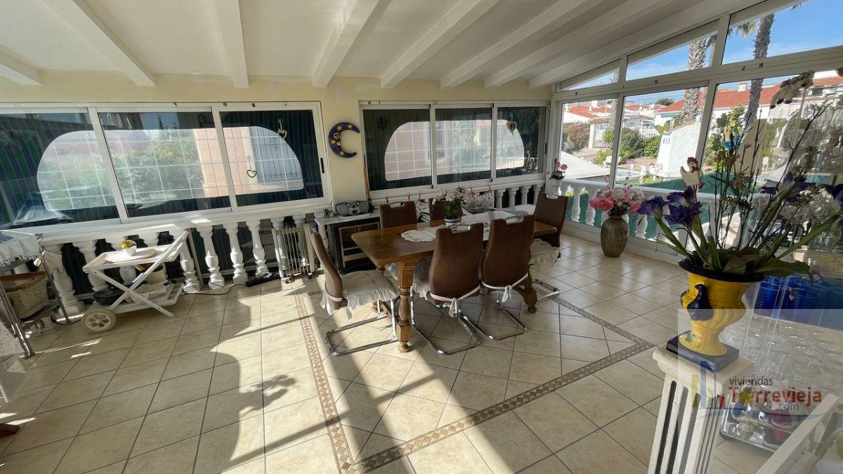 For sale of chalet in Torrevieja