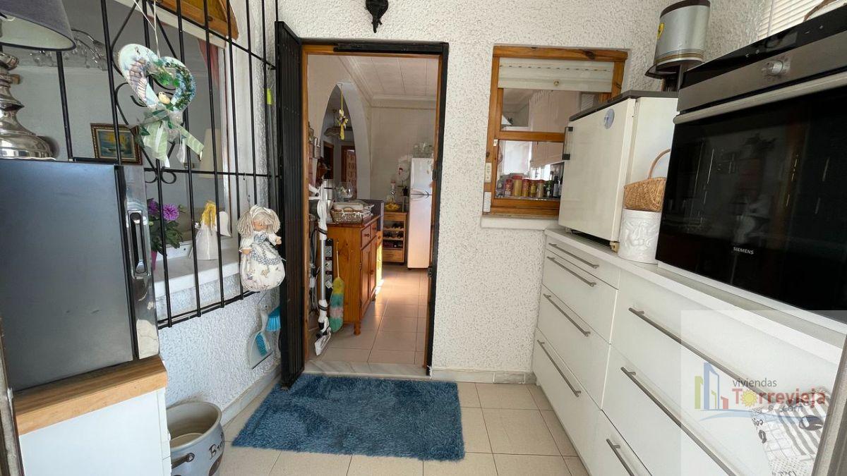 For sale of chalet in Torrevieja