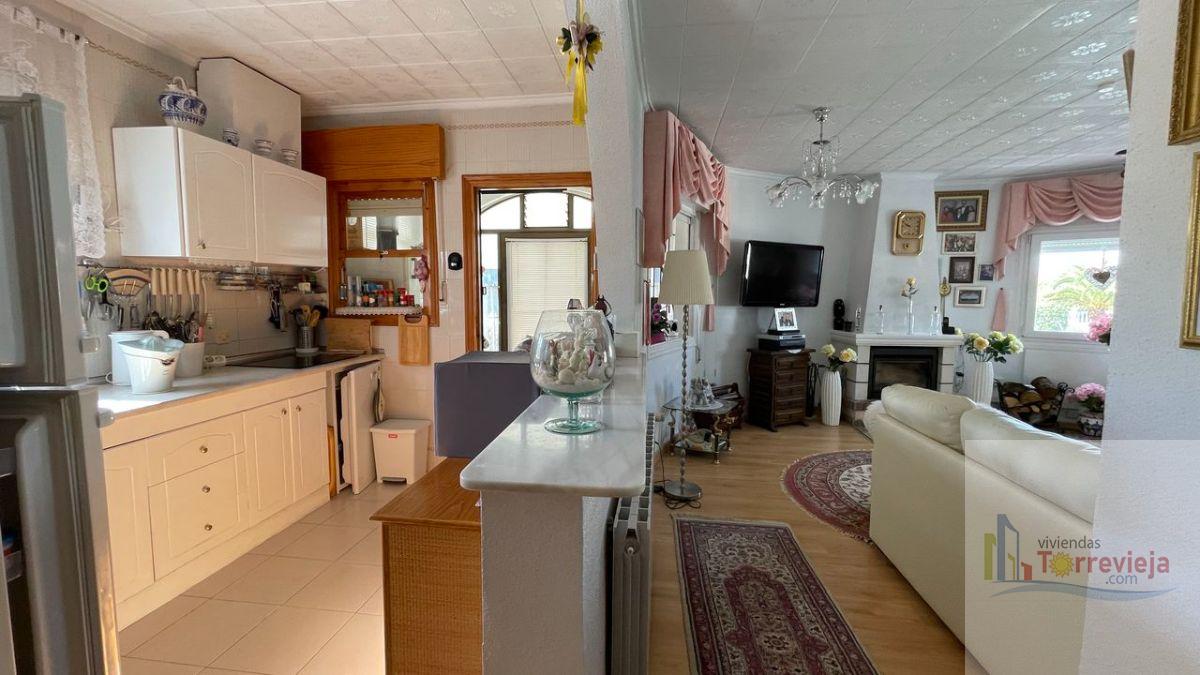 For sale of chalet in Torrevieja