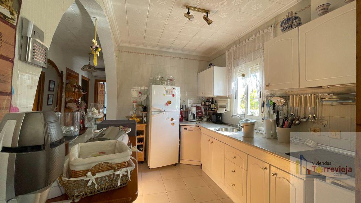 For sale of chalet in Torrevieja