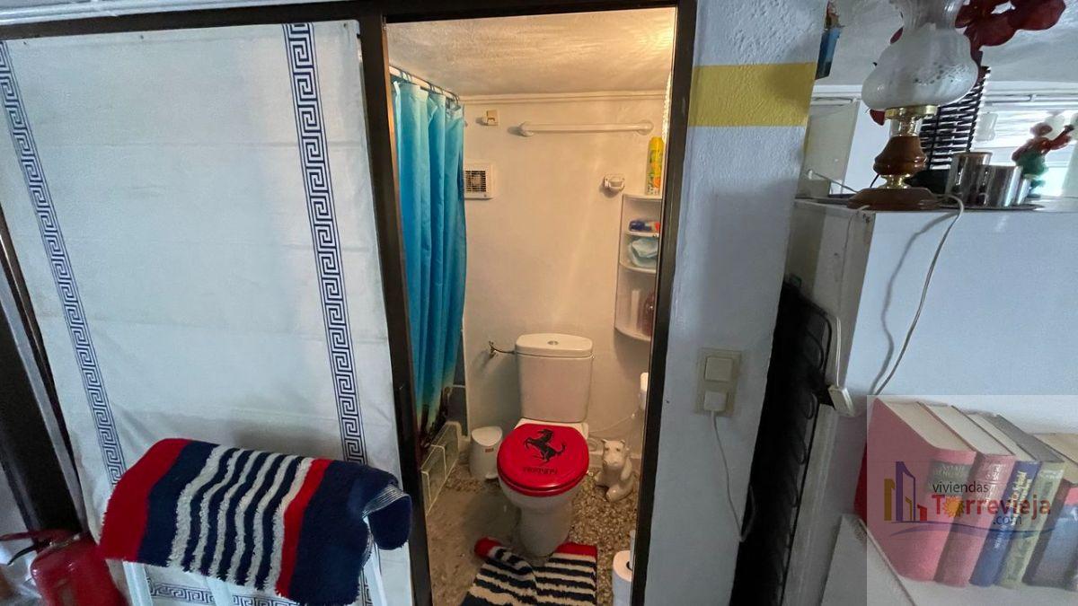 For sale of chalet in Torrevieja