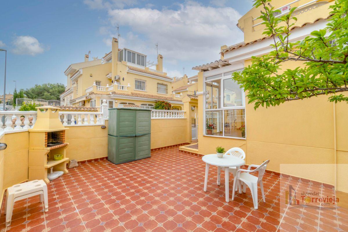 For sale of chalet in Orihuela Costa